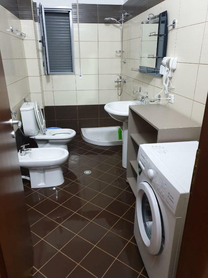 Ann'Apartment Orikum Eksteriør bilde